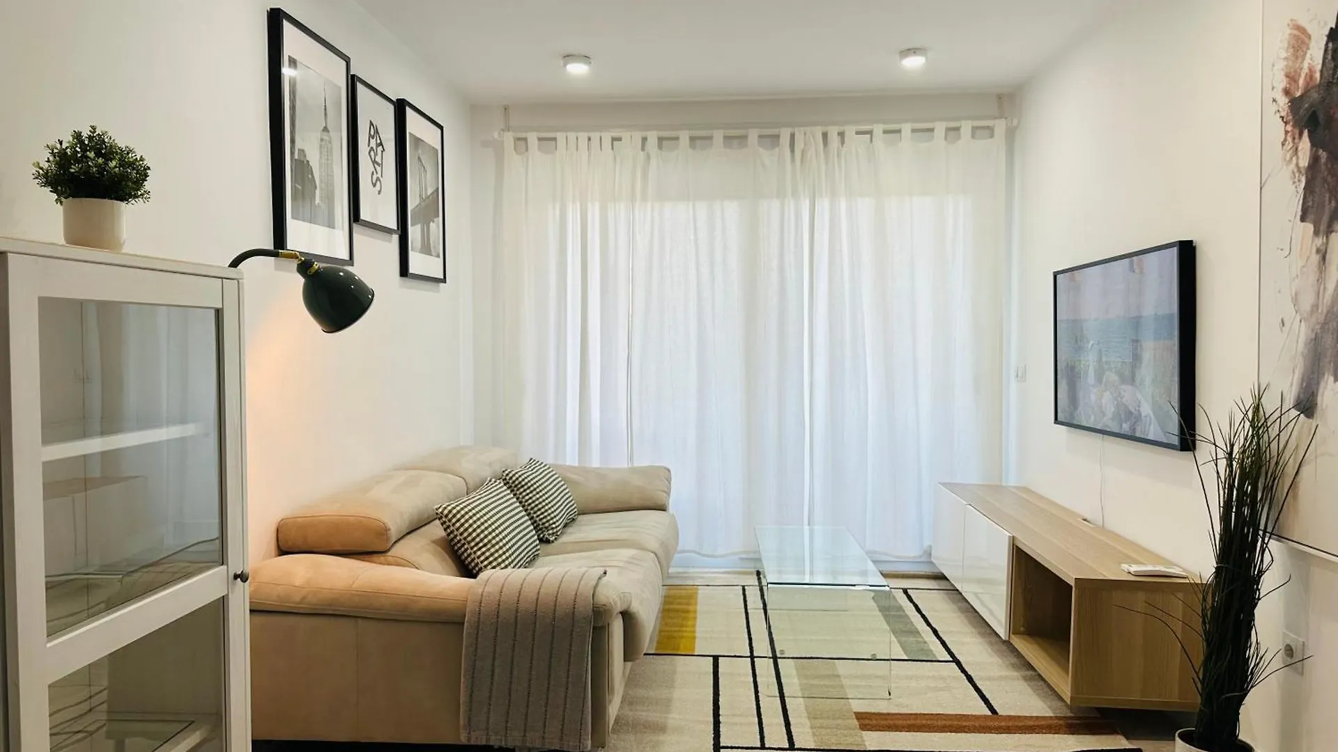 Apartamento Moderno Y Comodo! contacts