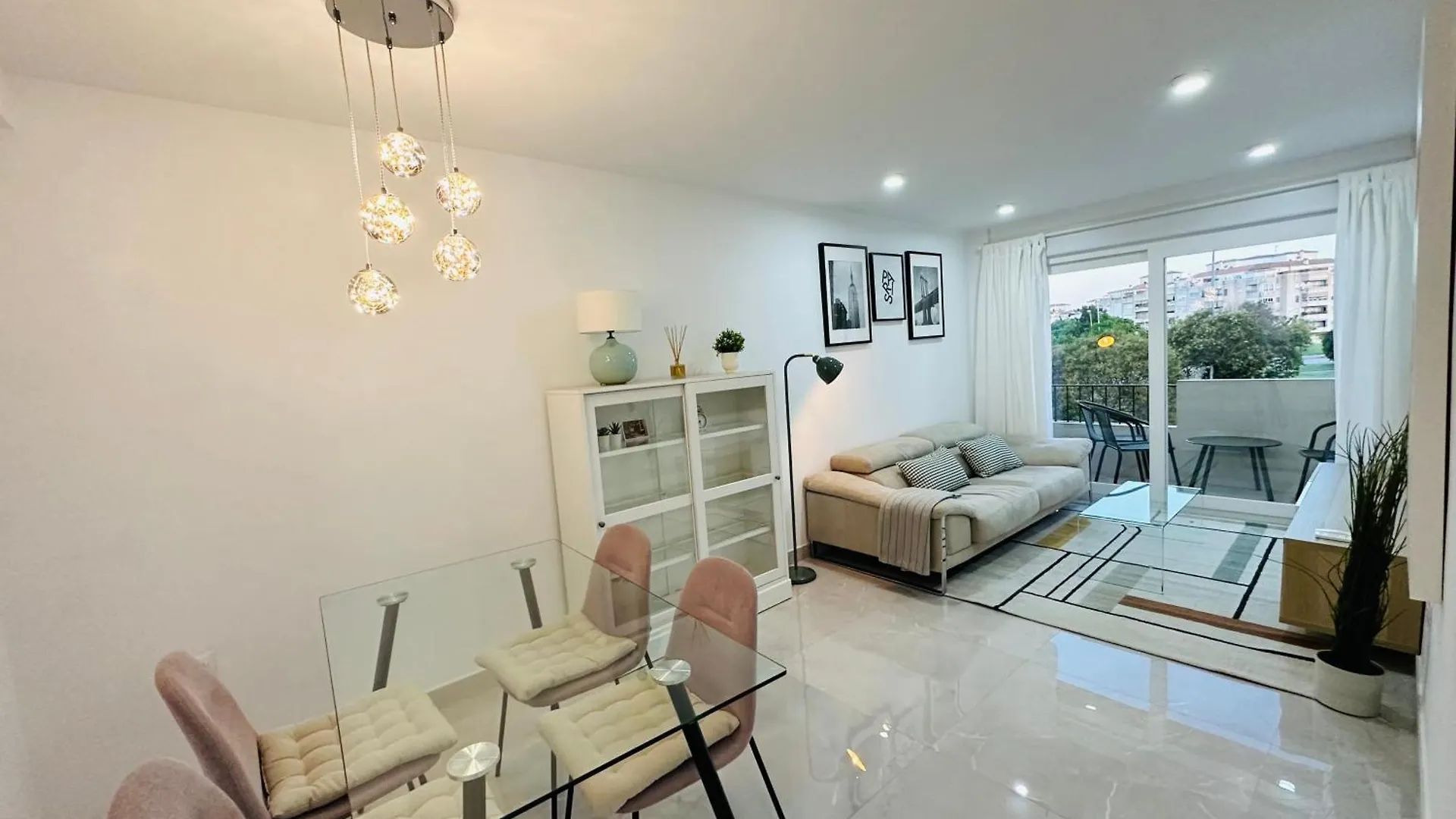 Apartamento Moderno Y Comodo! Apartment Malaga 0*,
